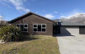 6 Ada Place, Lake Hayes Estate