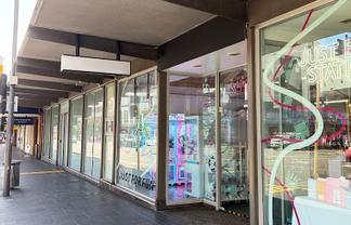 PRIME RETAIL / HOSPITALITY OPPOSITE WESTFIELD
