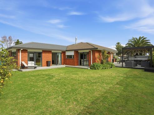 66 Ocean Crest, Papamoa