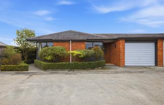 1/24 Leander Street, Northcote