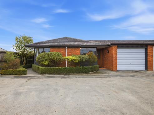 1/24 Leander Street, Northcote