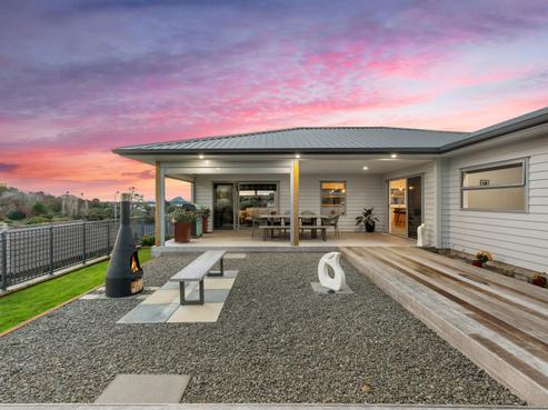 111 Oteki Park Drive, Welcome Bay