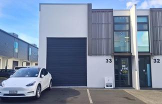 MODERN INDUSTRIAL UNIT IN A PRIME LOCATION
