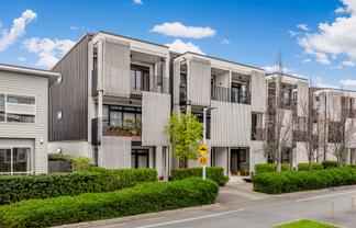12/169 Hobsonville Point Road, Hobsonville