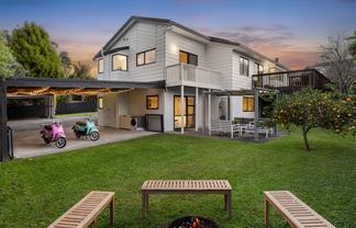 41 Vintage Drive, Henderson