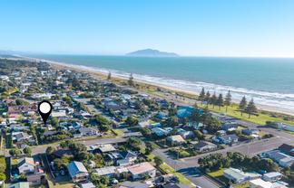3A Manuka Street, Otaki Beach