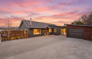 2 Percy Lane, Wanaka