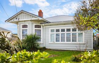 31 Tahi Street, Miramar