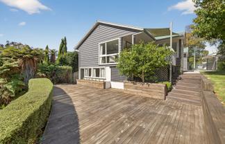 19 Athol Terrace , Upper Riccarton