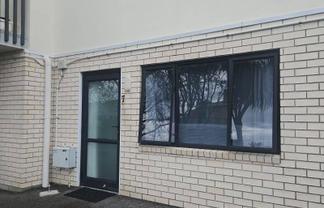 7/22 Mt Edgcumbe Street, Othello House, New Plymouth