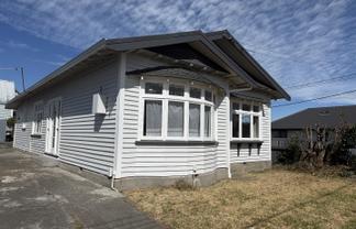 27 Clarence Street South, Addington