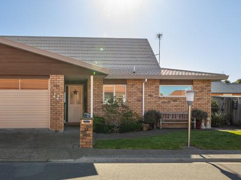 22/2 William Donald Drive, Solway
