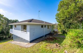 12 Erica Road, Sunnynook
