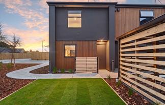 1/4 Burlington Street, Sydenham