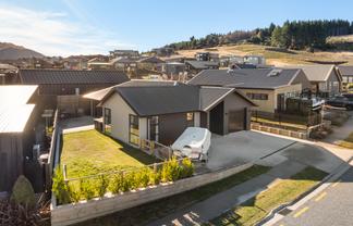 70 Kirimoko Crescent, Wanaka