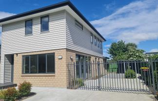 28b Shand Cres, Riccarton