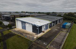 HIGH-QUALITY INDUSTRIAL UNIT IN TAKANINI