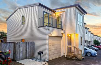 18 Chapel Road, Flat Bush