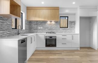40D Trentham Road, Papakura
