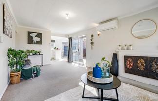71 Clifton Drive, Waitara