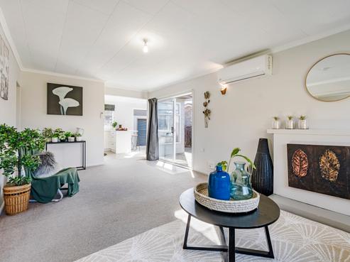 71 Clifton Drive, Waitara