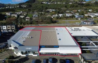 Large-format opportunity in central Tawa