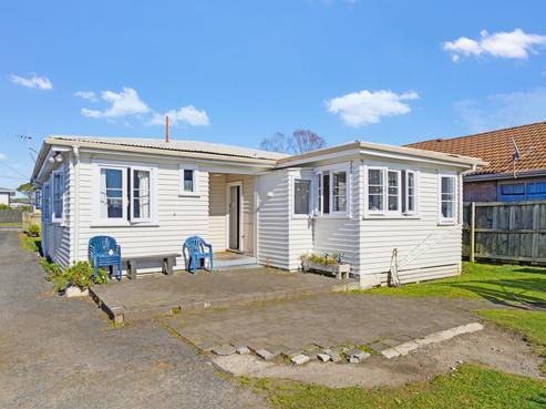8 York Street, Glenholme