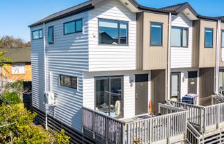 7/15 Rush Place, Mangere