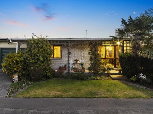 4/451 Main South Road, Hornby