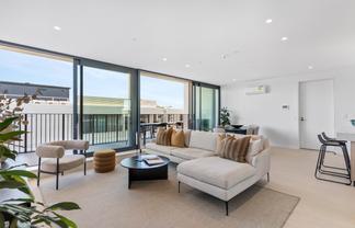 81 Carlton Gore Road, Newmarket