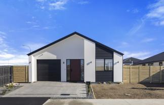 1 Robson Drive , Lincoln
