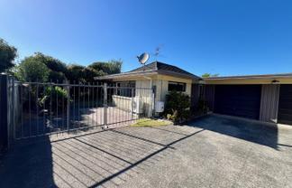2/24 Beaumaris Way, Conifer Grove
