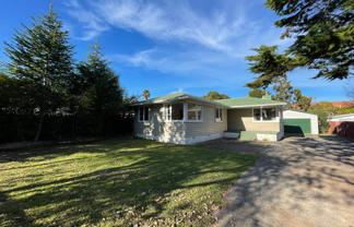 4 Edgewater Drive, Pakuranga