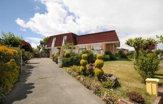 28 Delaware Crescent, Russley