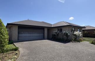 22 Ernest Place, Brightwater