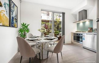 18 Ceramic Lane, New Lynn