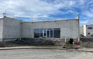 Warehouse and Showroom/Office