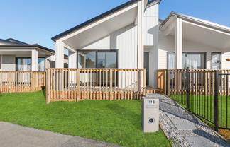 19B Tributary Parade, Drury