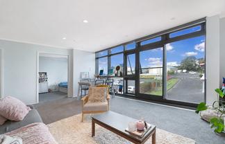 14E/30 Westward Ho, Glen Eden