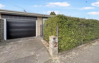 2 Quinns Rd, Shirley