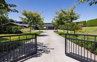 28 Melville Road, Omanawa