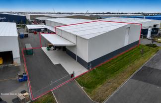 Quality high stud warehousing