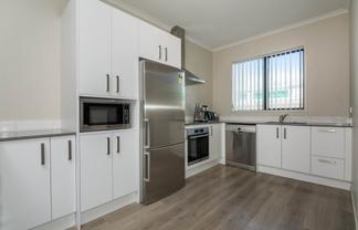 6/6 Onekiritea Road, Hobsonville
