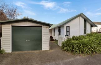 87 Percy Dyett Drive, Karori