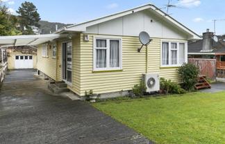 18 Lowry Crescent, Stokes Valley