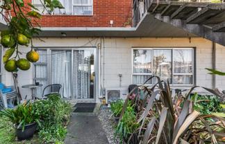 3/67a Princes Street, Otahuhu