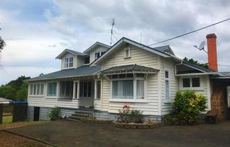 43 St Leonards Road, Kelston