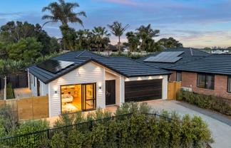 69 Rongoa Maori Way, Pukekohe