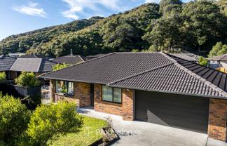 17 Aragon Grove, Kingsley Heights