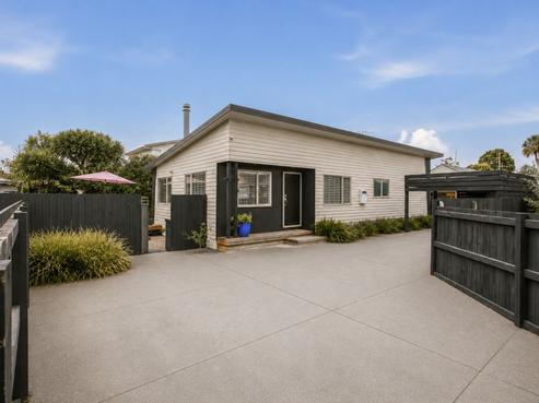 8B Hawea Street, Mount Maunganui